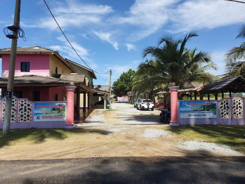 Oyo 90302 Dimuara Chalet Tok Bali Pasir Puteh Exterior foto