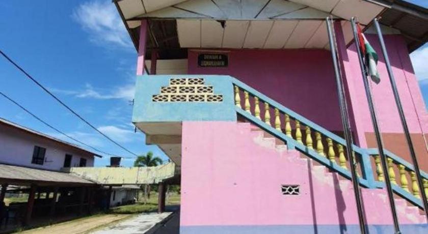 Oyo 90302 Dimuara Chalet Tok Bali Pasir Puteh Exterior foto